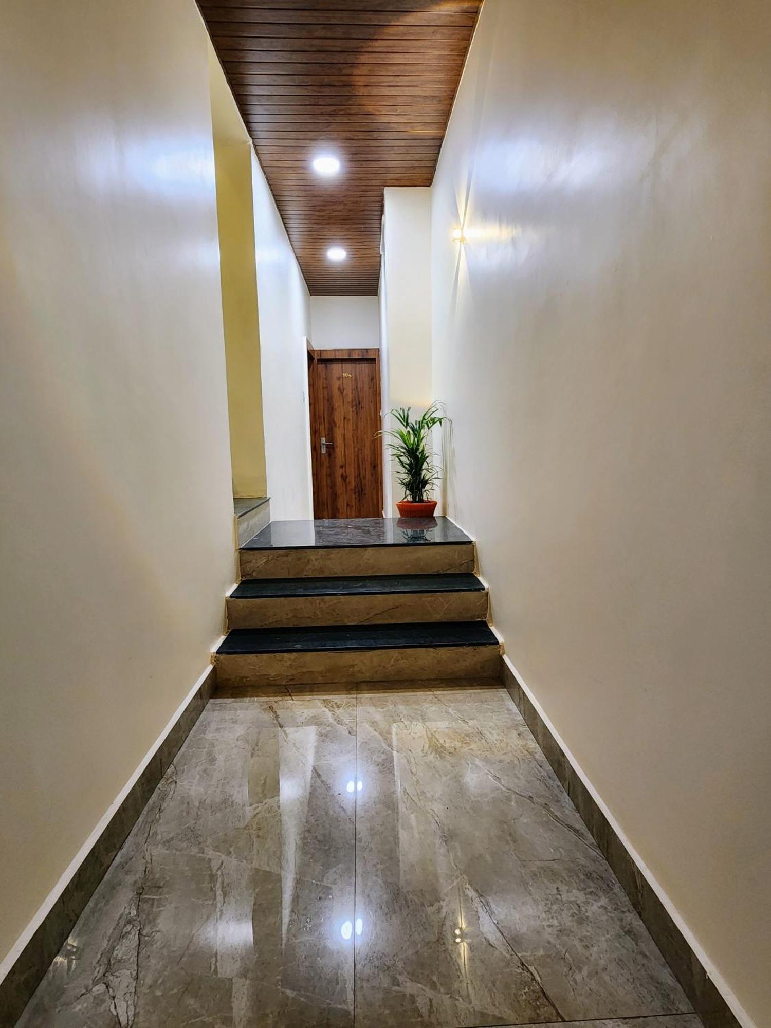 Hotel Anantshree Ujjain Ngoại thất bức ảnh