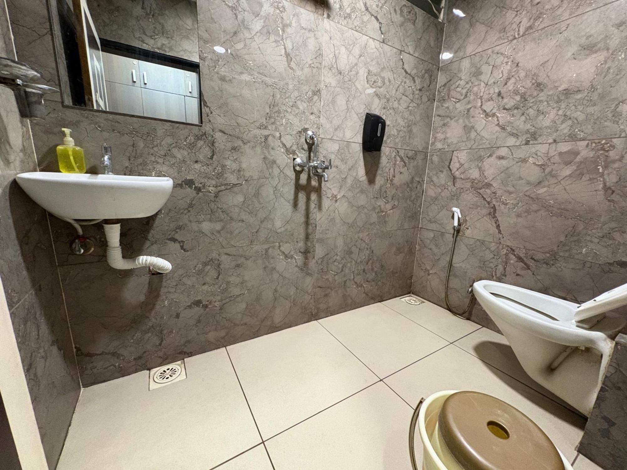 Hotel Anantshree Ujjain Ngoại thất bức ảnh