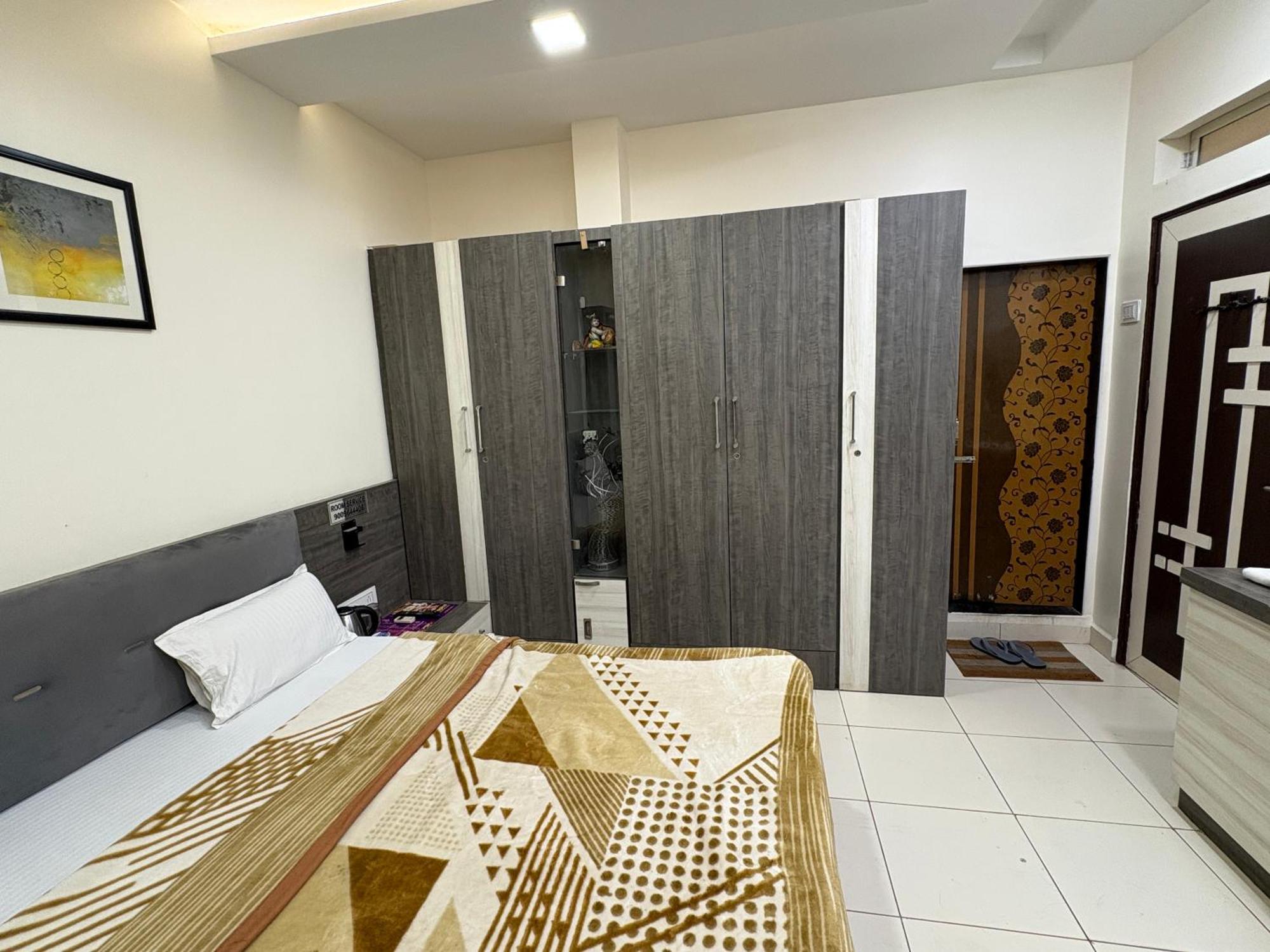 Hotel Anantshree Ujjain Ngoại thất bức ảnh